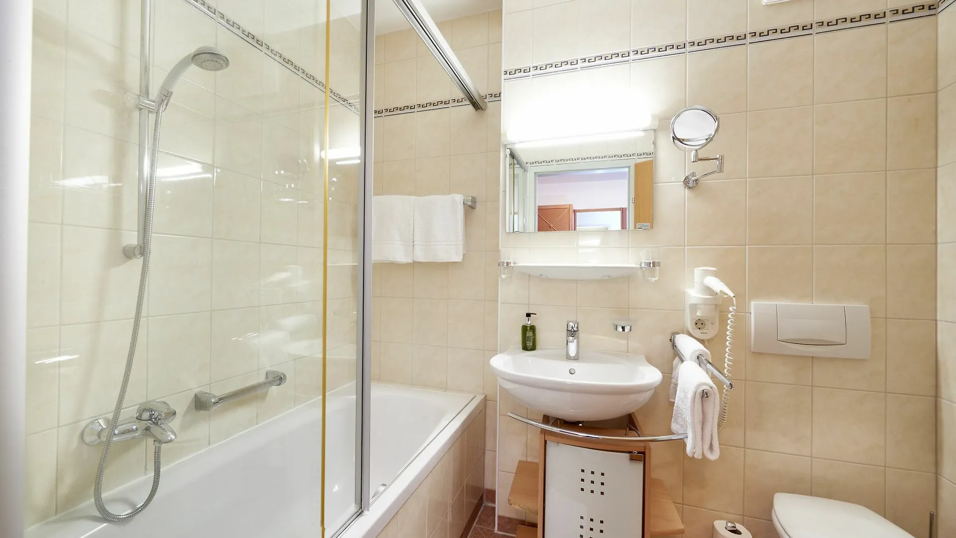 Hotel Schani Salon Wien