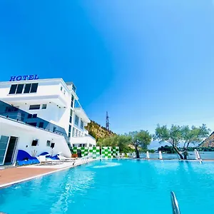  Resort Principe Del Arnavutluk