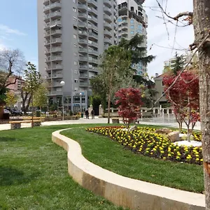 **** Otel Mulaj Arnavutluk